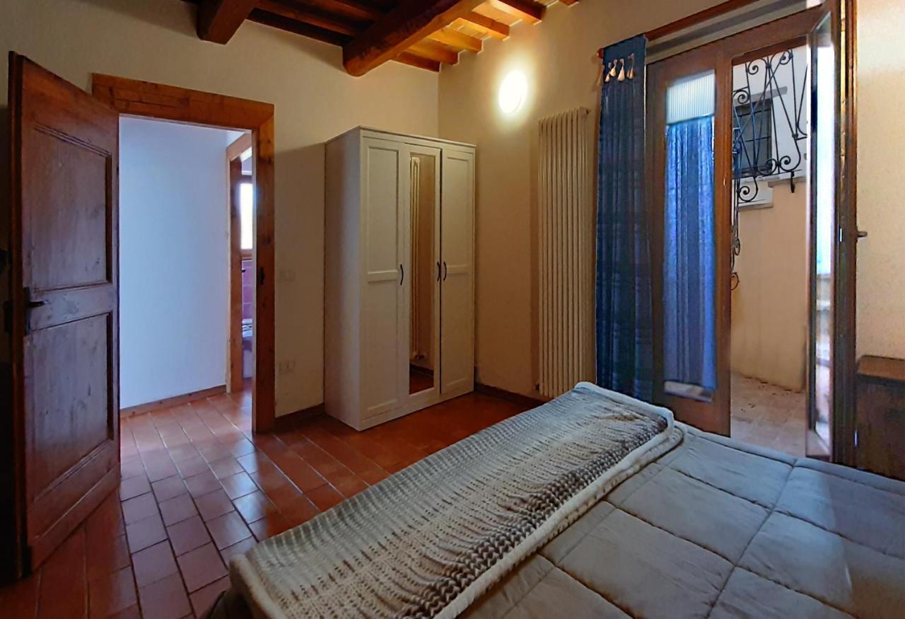 Гостьовий будинок Country House Ca' Vernaccia Урбіно Екстер'єр фото
