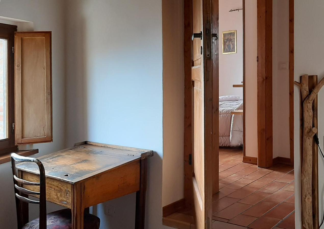 Гостьовий будинок Country House Ca' Vernaccia Урбіно Екстер'єр фото