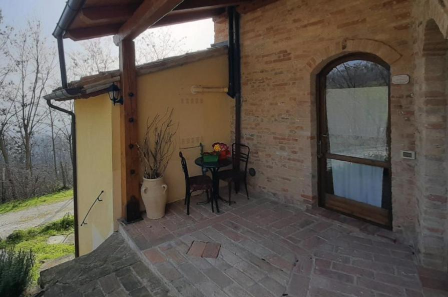 Гостьовий будинок Country House Ca' Vernaccia Урбіно Екстер'єр фото